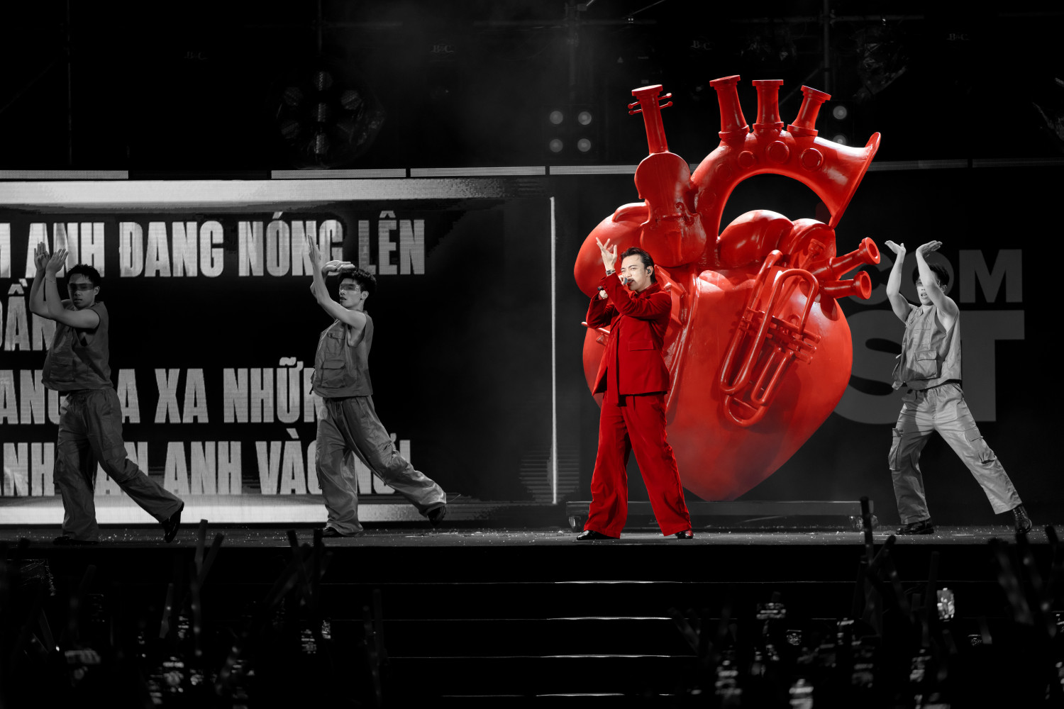 67d1b53b33104-K2M08994 copy.jpg